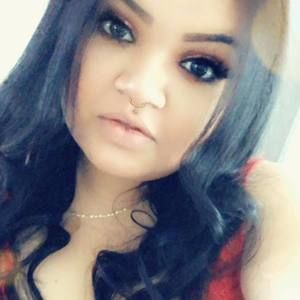 Meet your Posher, Mayra